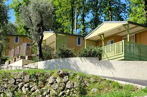 Camping des Gorges du Loup  4 Etoiles