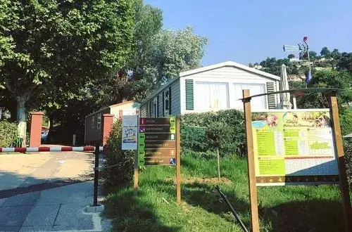 Camping La Provençale