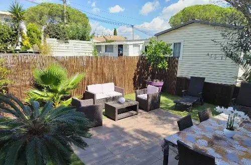 Camping Les Hautes Vernèdes ****