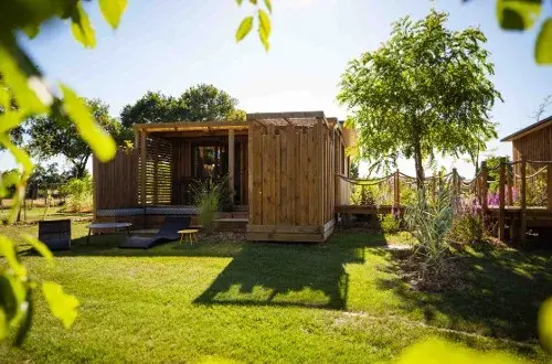 Flower Camping du Lac de la Chausselière