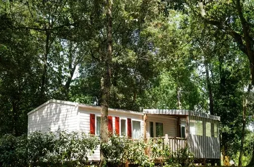 Les Pierres Couchées  Camping Siblu