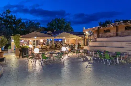 Camping Abri De Camargue