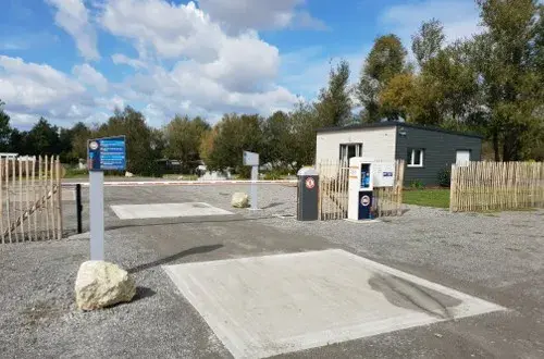 Aire camping cars et camping le Grain