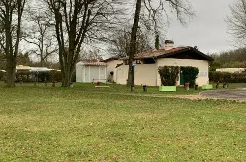 Camping Caravaning Valparis