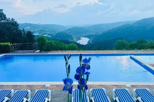 Camping Naturiste Le Dorier