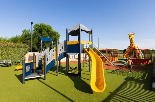 Camping Le Soleil Fruité  Drome