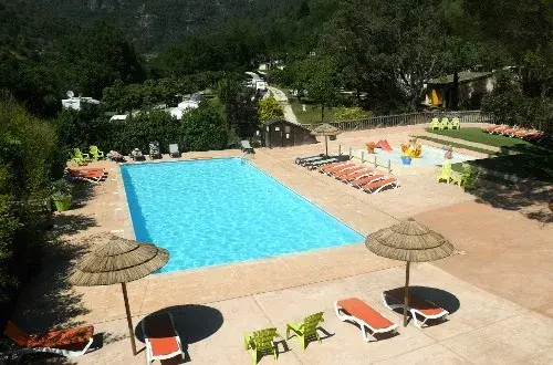 Flower Camping Mas de Champel  Camping 4 étoiles en Ardèche