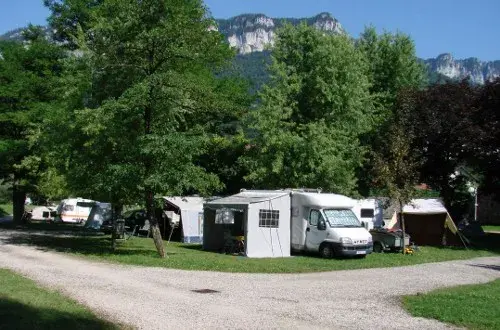 Camping Municipal les Berges du Guiers
