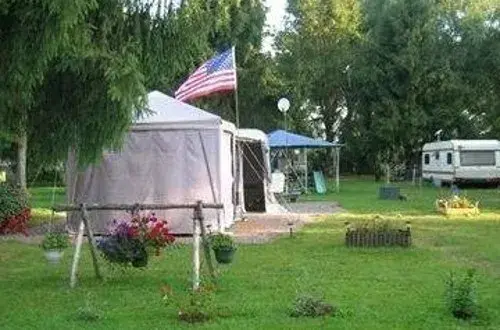 Camping associatif Amitié Nature