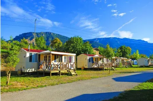 Camping Koawa Le Lac Bleu  ChatillonenDiois