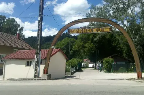 Camping  Le cul de la lune