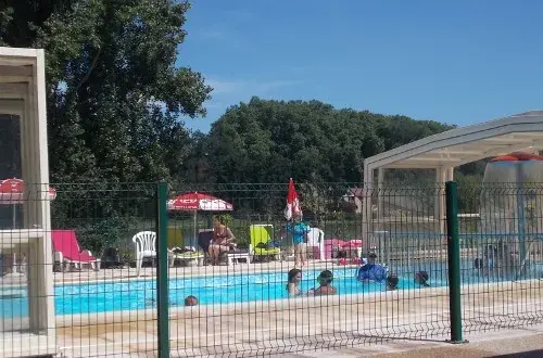 CAMPING DU LAC ****