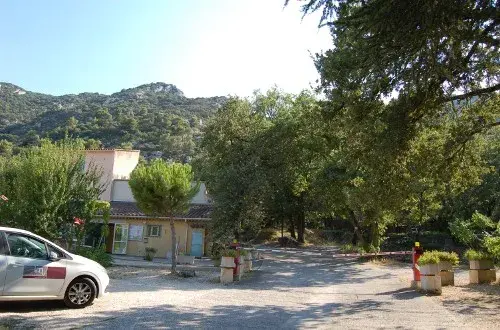 Camping Intercommunal 2* Les Royères du Prieuré