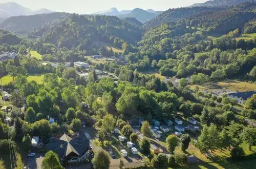 Camping La Marmotte Aire de camping car Caravaneige