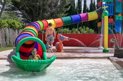 Camping Nefiach La Garenne  Camping proche Perpignan