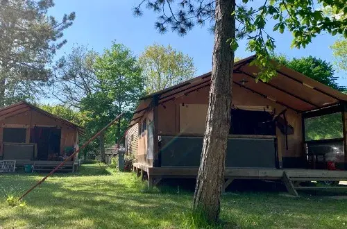 Camping SEASONOVA l'Étang de la Vallée