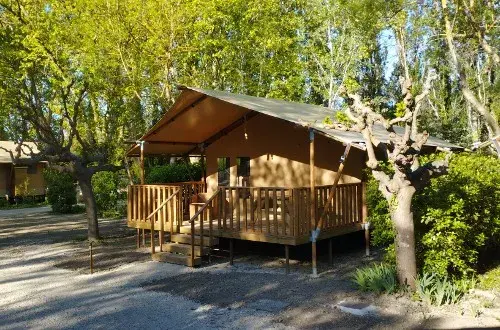 LODGES & NATURE Camping les 2 Rhône