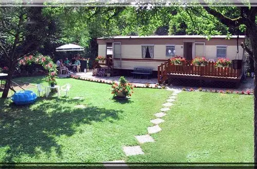 Hameau Du Saut Du Loup