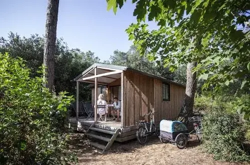Camping Huttopia Chardons Bleus  Ile de Ré