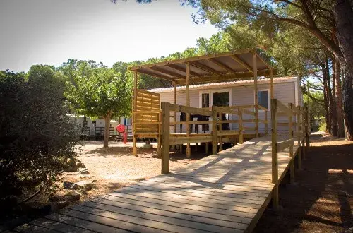 Camping Le Bellevue 4 étoiles à Valras Plage avec parc aquatique  Hérault