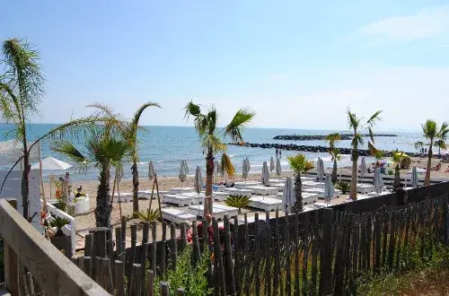 Le Mazet Location MobilHome dans camping La Carabasse  Canal du Midiplage Agde Béziers