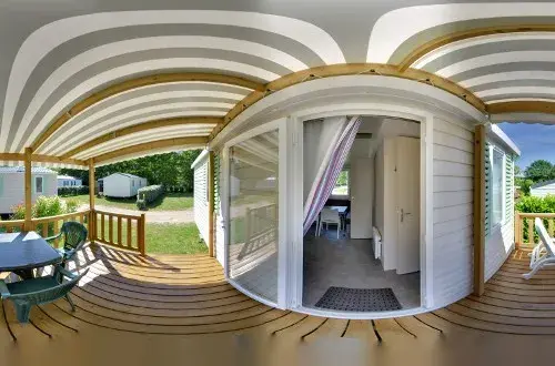 Camping Au Bois du Cé  Camping Puy du Fou