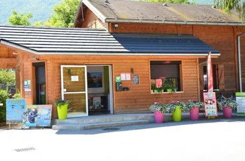 Camping Les Rives du Lac