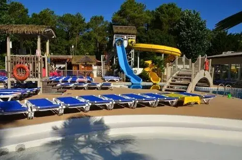 Camping Club Famille Lou Pignada