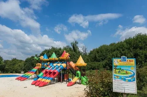 Camping Dordogne Sarlat  La Bouquerie  Eden Villages