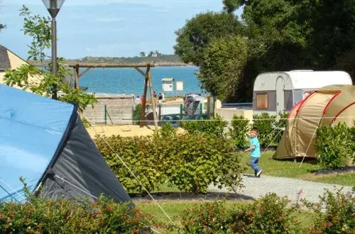 Camping Mirabel Les 4 Vaulx