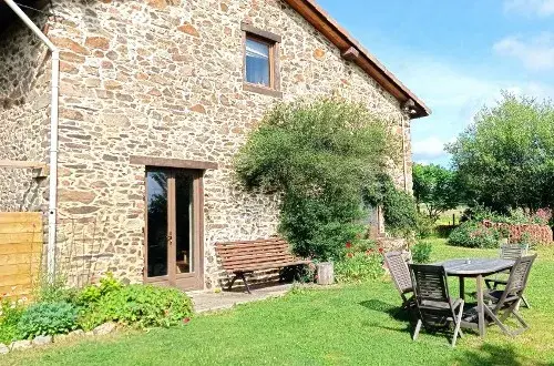 Camping & Gites Le Douvet max. 6 staplaatsen..