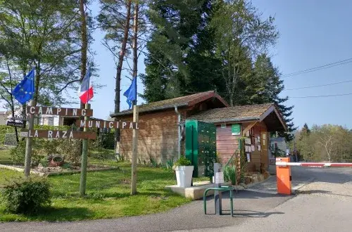 Camping Municipal La Raza