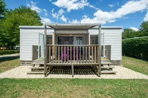 Camping et Base de loisirs La Plaine Tonique