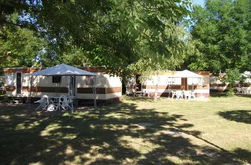 Camping de l'Oiselon Pont d'Ain