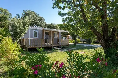 Camping 4 étoiles le Garrigon