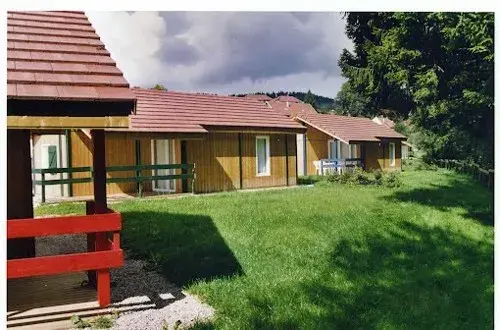 Camping et Chalets du Val de Saine