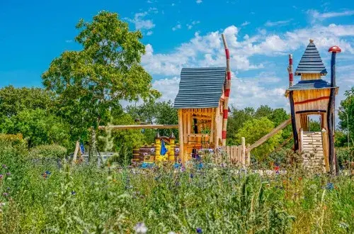 Flower Camping L'Île d'Offard  Camping 4 étoiles MaineetLoire