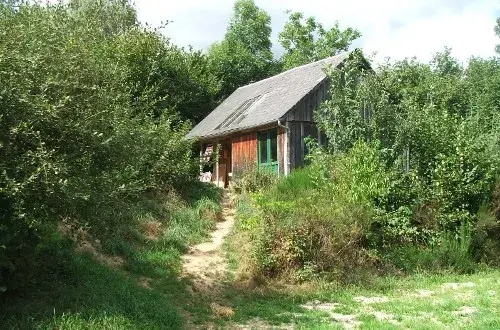 Aire naturelle de camping de st Mary 15220