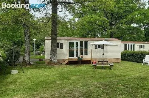 Camping L'etang Du Camp