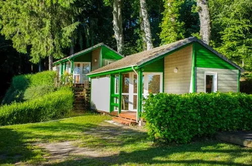 Camping BEAU RIVAGE  Camping Aveyron 4 étoiles avec piscine chauffée et accès direct au Lac de Pareloup