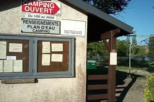 Aire naturelle De Camping Les Malénies