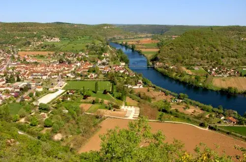 Camping ** Le Terriol